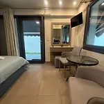 Aqua Mare Luxury Apartment