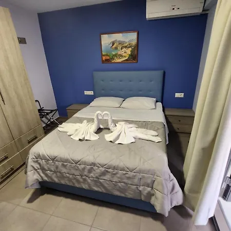 Aqua Mare Luxury 公寓 Paralía