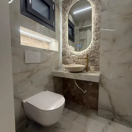 Aqua Mare Luxury